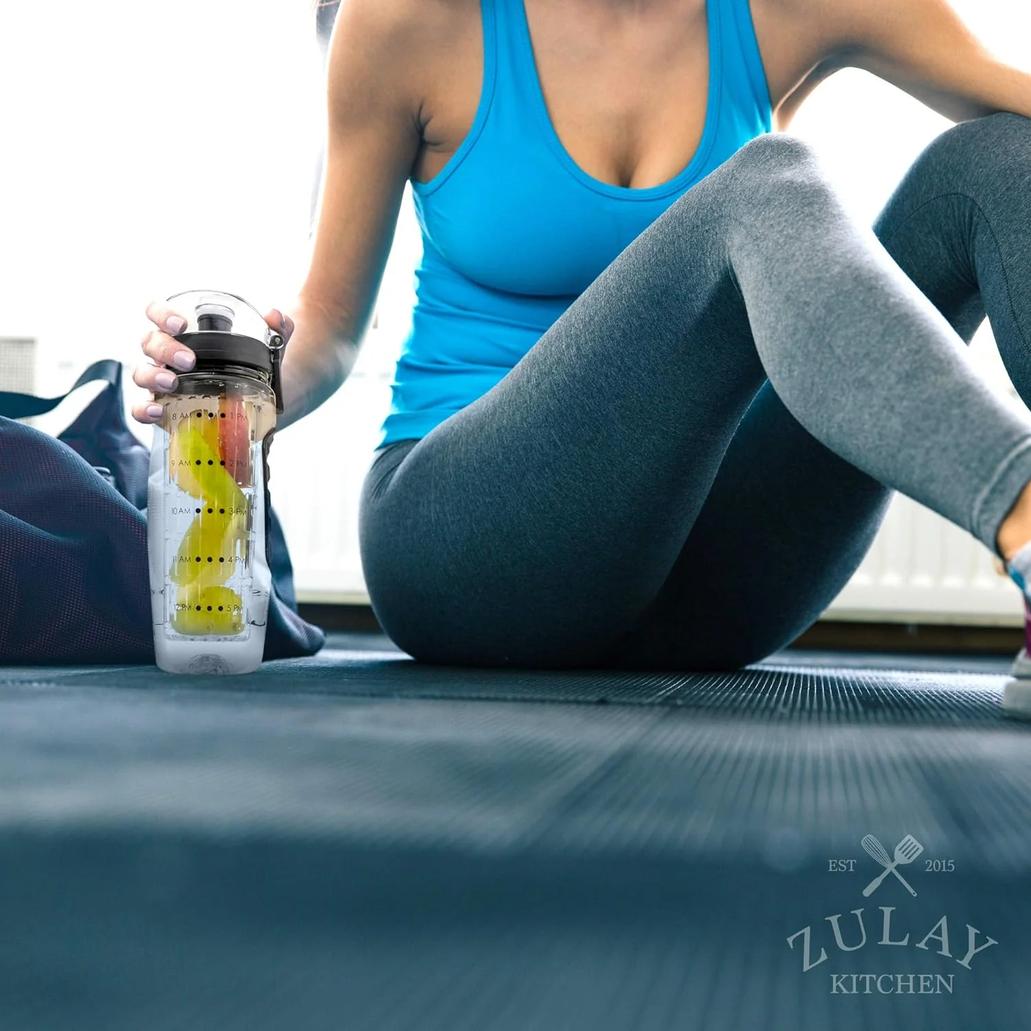 Fruit Infuser Water Bottle - Image 9